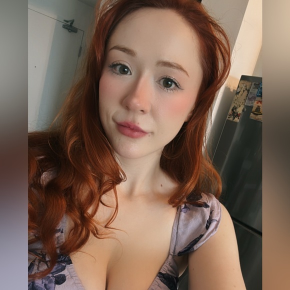 Meet your Posher, Melanie - Picture 1 of 1